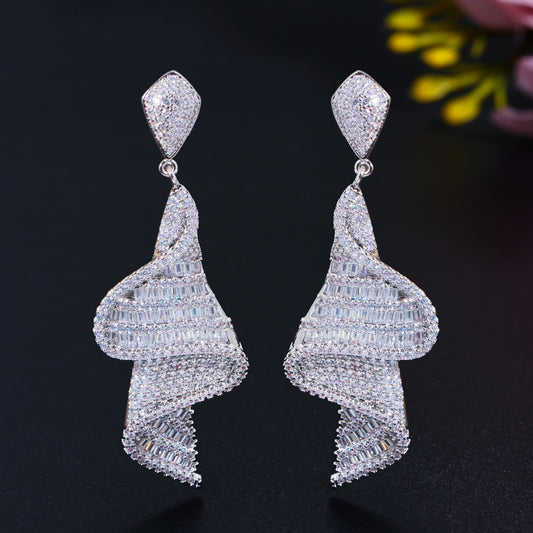 Sparkling Micro-inlaid Zircon Niche Long Earrings - nargis