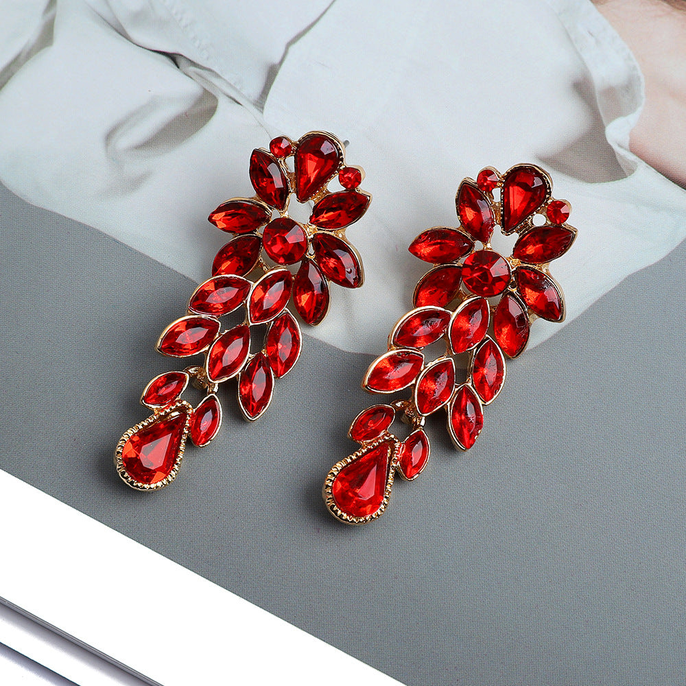 Geometric Leaves Shiny Crystal Pendant Earrings - nargis